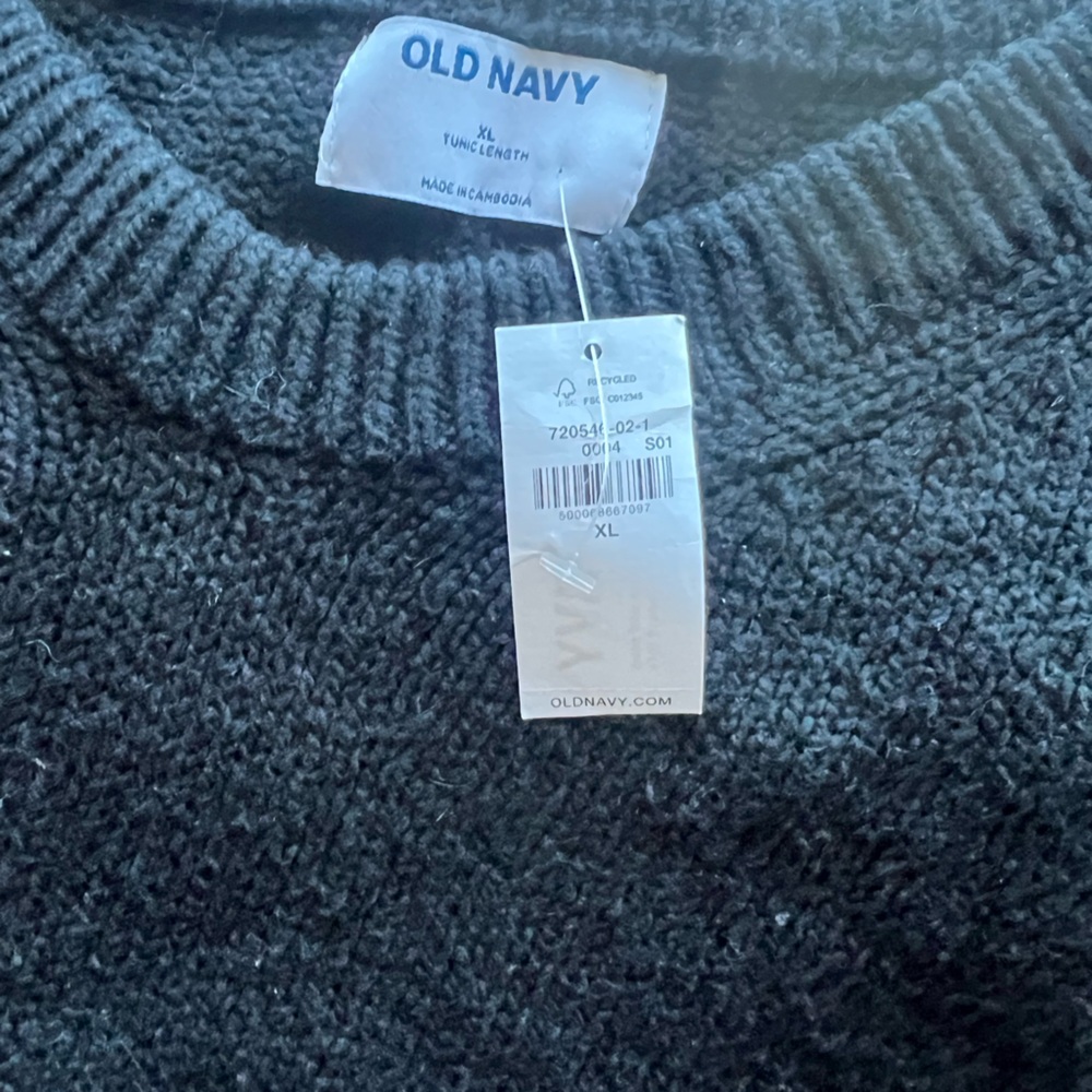 Old Navy Black Ribbed Knit Pullover